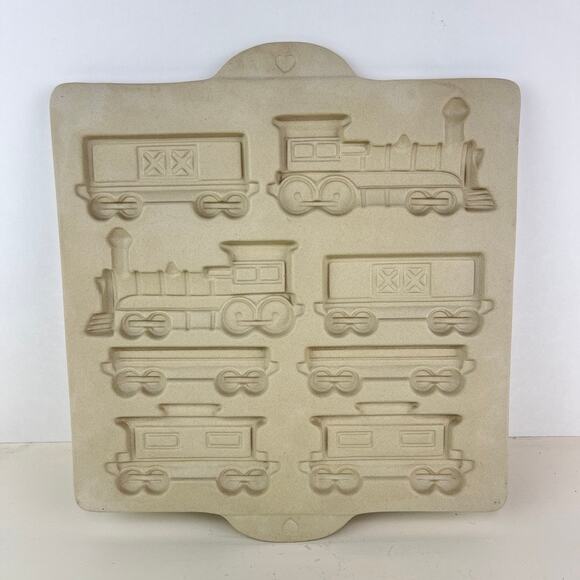 Pampered Chef Stoneware Mold Family Heritage Home Town Train - Picture 1 of 6